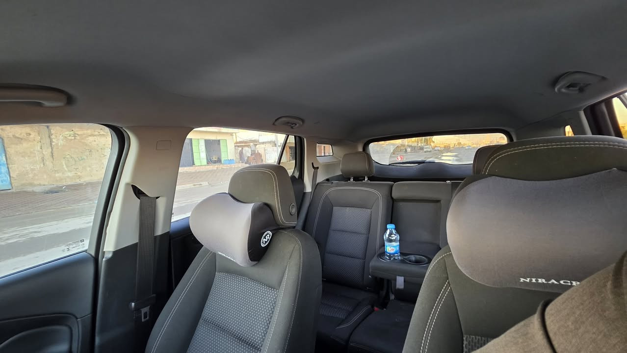 السلام عليكم ورحمة الله وبركاته
للبيع ….. GMC
تيران 
موديل : 2024 
السياره فووول مواصفات ما عدا فتحة السقف 
محرك 1.5 
السياره بيها قطعين موضحة بالصور وارد امريكي 
ماشية : 36000كيلو متر 
رقم صلاح الدين تحويل ثاني يوم السياره كاملة مكملة شغل واطلع بيها تراي وين متريد 
السعر : 172$ وبيها مجال للشرايه 
مكان السياره : صلاح الدين - بيجي
رقم صاحب السياره : ***********
