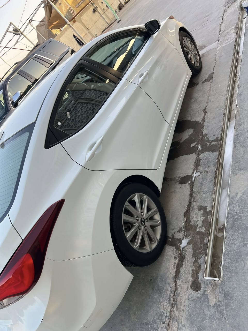 السلام عليكم هونداي النترى 2016 سياره جاهزه وحلوه حره تحويل ثاني اخوان ابيعك اصوليات وعيب شرعي اكفله الك كصه كلبه جفيه هذني عليه باقي عليك ضربه صبغ السعر 105 وبيه مجال قليل مكاني ناصريه سوك الشيوخ ***********
