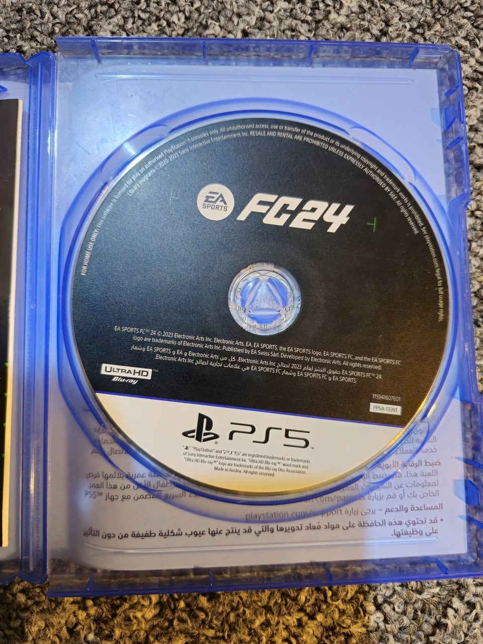 لبيع او مراوس فيفا 24 ps5  
مستخدم قليل ونظيف 

***********
