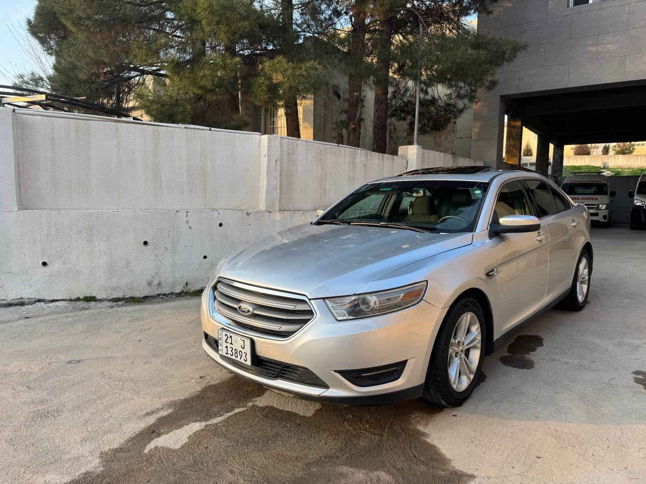 Niva فۆرد تۆریس sel2013
فول فول ماسفات 
بێ بۆیاخ سفرە نا ساردی نا هیچ 
سەیارەکە لە شەریکەوە دوو دەستی کردوە 
٩٩ هەزار رۆشتەوە
هەموو گیانی بە شەرت گێر و مەکینە بە شەرەت مەکینەی بەس بۆ واتەر پرمپ  کراتەوە هەموو گیانی بە شەرەت
سنەوی ٢٠٣١ تازایە هەزەی تازەیە بە ناوی خۆمەوەیە 
118$
*********** السليمانية, العراق
