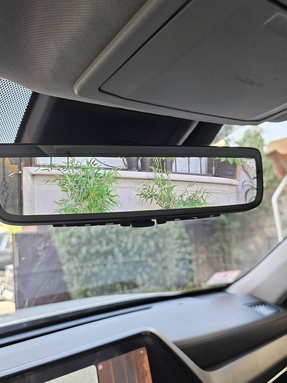 🔥تويوتا هايلاندر XLE برونز.🔥
. موديل 23 هايبرد.. وارد امريكي فول .. فتحه بصمه كشنات 2 كهرباء تدفئه بالكشنات ..7 راكب داخل ايخبل  ..كامره بالمرايه ..شحن موبايل لاسلكي .. اتوتو هولد . نقط عمياء ومانع ضباب بالمرايه الجانيه 
صندوق كهرباء حساس .. ومواصفات هوايه حلوه ..حاولت اوضحهن بالصور 
حادثهه بسيط تعديل وصبغ البنيد والجاملغ اليمنه كذلك ..يعني السياره بدون تبديل .. راديترات شركه ..السياره بدون اي نقص  وجيده وجاهزه 
ماشيه 20 mi
سعرهه 310 $
مكاني بغداد زيونه
*********** الاسيا بي واتساب 
***********
وبالخير انشالله
