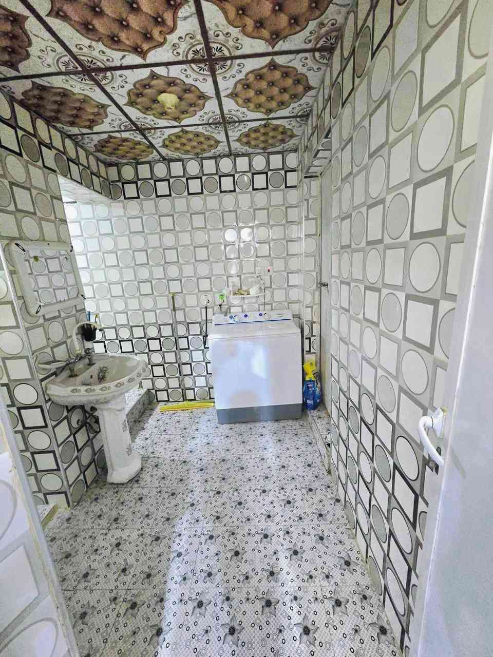 بيت للبيع زراعي.. 🏡🏠
شارع تبليط قريب للطابو... 📣 
الموقع: خنيطله 🌐
التفاصيل..  طابوگ كونكريت سراميك بناء حديث.. 
غرفتين صاله وهول  مطبخ ديوانيه صحيات داخليه خارجيه 
.. 
المساحه: 300م.. 
الموقع: مميز شارع تبليط قريب ع الشارع العام 
السعر خاص او *********** سعر مناسب  

نستقبل كافة العروض طابو زراعي 📢📣
الله يرزق ويوفق الجميع..
