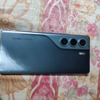 تكنو كامون ٤٠ برو • ٢٥٦ • شاشة ١٤٤هرتز