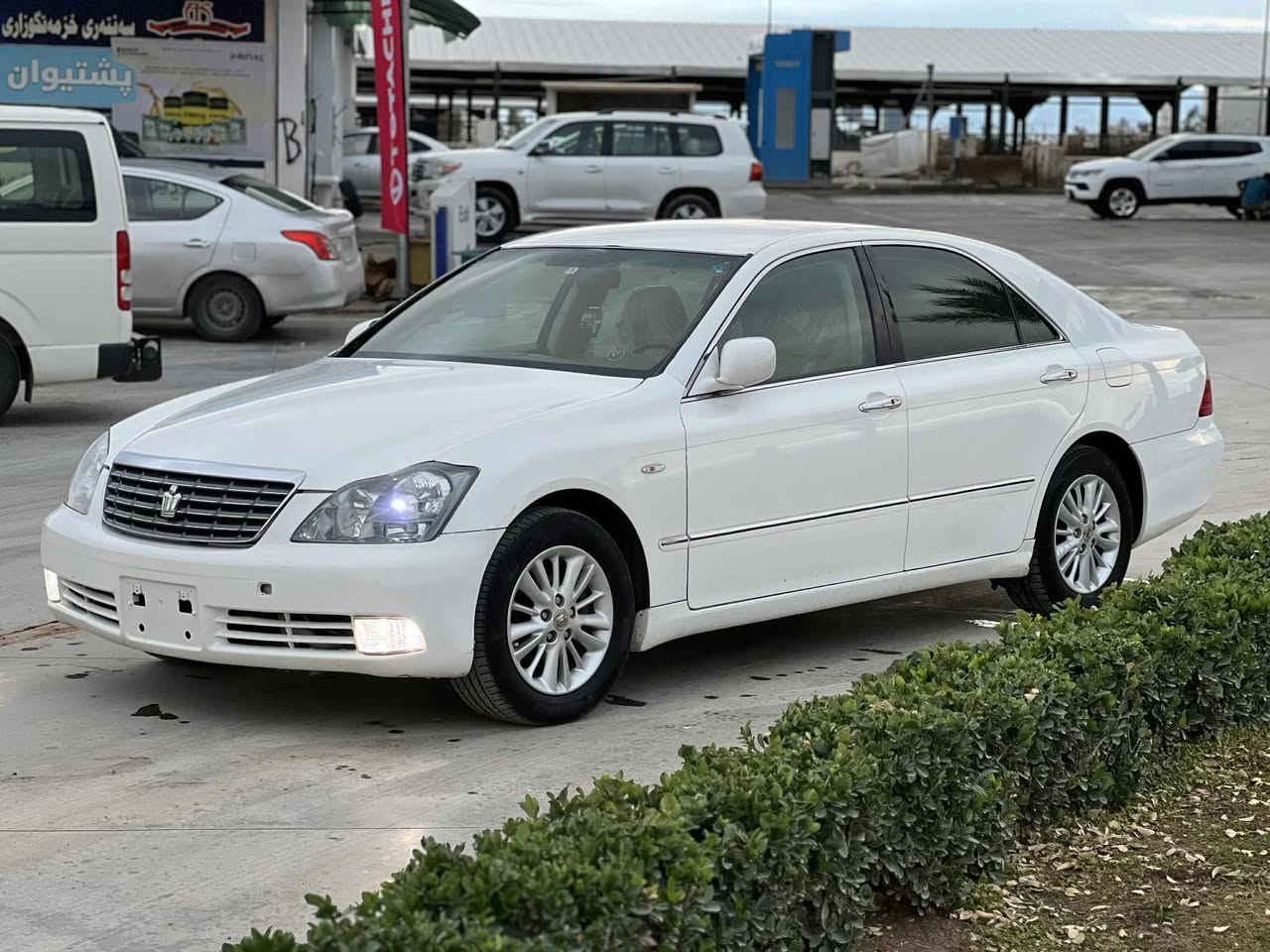 سەرەتا بە ناوی خوای گەورە میهرەبان ❤️
سلاو لە ئەدمینی خۆشەویست❤️
تویتا کروان شاهینە2007 180  رۆیال براوە براوە
مەکینە بچوکی گیر گەورەی بئ دوکلل بئ دوکل ئالتونی بازار
بەسمە رەساسی 
ناوزەردی ساج مەلەکی سفر 
ساج و دەشبل رەقەم یەک  جوان و بئ شکاوی
لایت ناوجەی کوئر
ئاوئنە شەفت 
پەردە
شاشەو کامئرا
ساردو گەرم بەستراوە
برئکی نەبەستراوە 
جامەکانی هەلگیراوە
کارەبای کامل مەزبوتە 
کامل ئیمپیفایەری و موکەبەرە مەزبوت
کامل مەسرەف کراوە
کامل کونی گەرمی گیراوە هەوای نایەتە ناوی
5بەسمەیە بەسمەی سندوقی مەزبوتە
رۆنوپاتری و هایدرۆلیکی تازە گۆراوە
4تایە و ویلی رۆیالی بیلادی لە ژئرە
لایتەکانی کەڤەری رەش کراوە
کامل زینۆنی بلادی 
حەقیقی جوە 117.000
بئ قەپو قۆپ 
سەقفی شوشەیە لەشەی شوشەیە
پئشو پشت کەپس بئ دەحمو لئدراو
سەقف وکەڤەری بە شەرت 
بئ بۆیاغ 
گئرو مەکینە بەشەرتی وەستا و رۆن گۆرین
قەترە دوکەلی نیە 
مشتەریی تئل بکە یان جات بکە جوابی کۆمئنت  نادەمەوە لەگەل رئزم
بەس فرۆشتنە گۆرینەوە. وقیست ناکەم
شوئن رانیە _حاجیاوا 
0751 807 45 42
فایبەرو واتس اپی  لەسەرە
