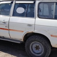 ألسلام عليكم اللبيع او مراوس بيكم نضيفة سيارة الاندكروس مديل 85رقم بغد...