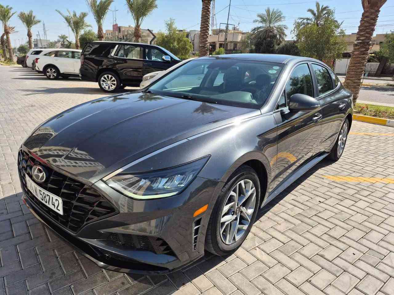 هيوندا سوناتا 2023 SEL
سياره مرقم جاهز تحويل وكاله مباشره
سياره بدون صبغ فقط مكانين بارد
جميع ايرباگات سليمه بلادى 💯
السعر : 159 مجال بسيط
مواصفات SEL 
گێر پیانو 🎹 
مكينة 2500 gdi
ماشية 50 الف ميل 
بصمة وتشغيل عن بعد 
كشن السايق كهرباء 
تدفئة بالكشنات 
جنطة ذكية 
رادار امامي وجانبي
تحديد مسار 
اتصال او واتساب: ‭***********‬
اتصال او واتساب: *********** اكر, نينوى
