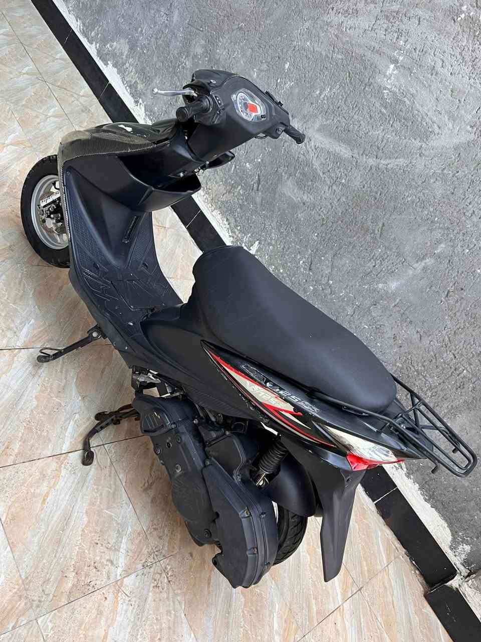 سلام عليكم دراجه ادرس  كامله بدون نقص كلش جديده مكينه ناعمه  مكاني كربلاء الحر السعر 400وبيه مجال ***********
