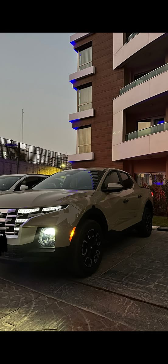 ‏هيونداي سانتا كروز 2024 دبل قماره
ممشى 15.000 km
مرقم أربيل حمل
نص مواصفات دفع رباعي
أمريكي 
حوادث فقط الدعاميه الخلفيه و إلبك لايت مفقود
العنوان بغداد المنصور
السعر 22.000$
‪***********
