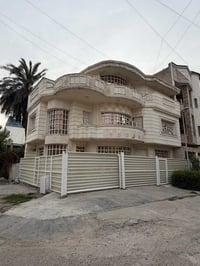 🏠 مشتمل بناء نظيف للبيع 🧿 🔹 المساحة: 94 متر  🔹 الواجهة:  12،50متر + ال...