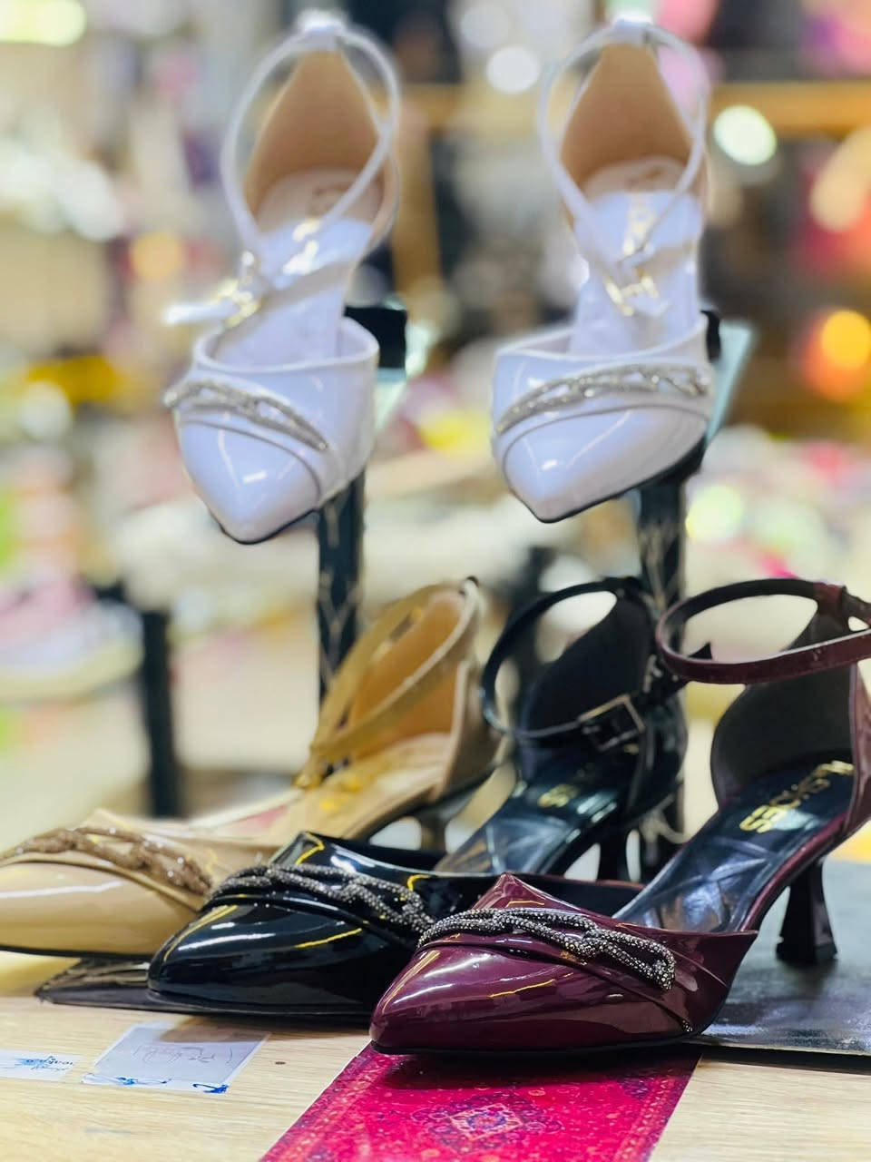 شياكه للاحذيه والحقائب
الزبيديه شارع ٢٠ 
مجاور سيد احمد للمواد المنزلية


**إذا كنت صاحب هذا الإعلان وتريد حذفه لأي سبب، رجاءا أرسل رسالة إلى الدعم الفني**