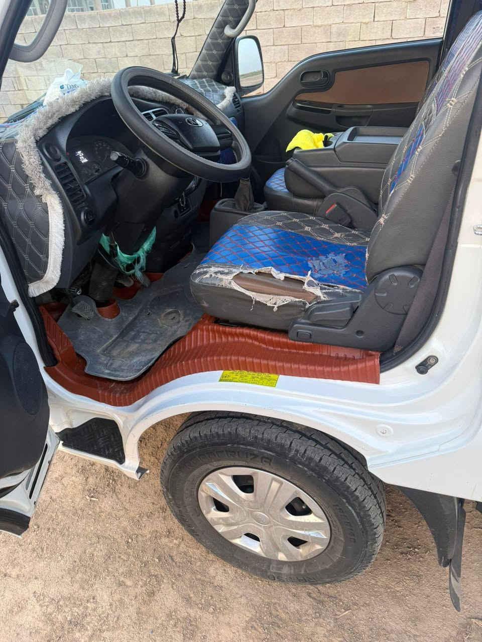 للبيع كيا بنكو 2020شكل الجديد رقم واسط تحويل ماشيه 65الف حقيقي مكفوله  كفاله عامه  عنوان واسط الزبيديه
***********
