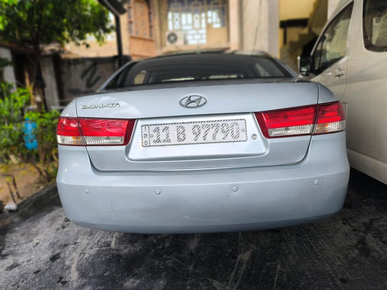 السلام عليكم سوناتا موديل ٢٠٠٩ ماشية ١٧٠ خليجية مكينة 2000 رقم بغدادبسمي أرقام جدد  مرفق السونار مع الصور العنوان غزالية شارع المرور  للاستفسارعلى رقم *********** غير متواجد على فيس
