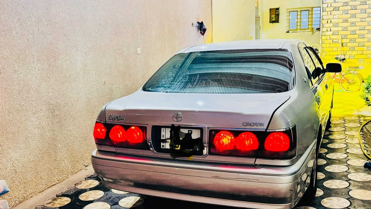 سلام عليكم ملكه للبيع موديل 99 مكينه ففتي ائاي فيشه وبطل دكمتين سياره بيه كصه قماره  رقم انبار دولي اصولي امداور بسمي سياره جاهزه منظومه تبريد جديده حداديه جديده تخم تاير شاشه كامره  مكان نجف السعر 115 بيه مجال حك جيه للاستفسار ***********
