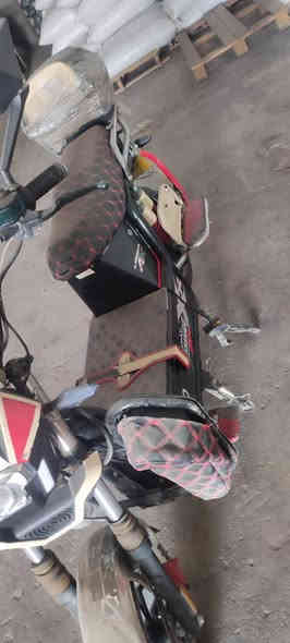 ماطور هيوشا شحن للبيع بدون بطاريات سعرة 300ألف قفل تفاصيل هذا رقم  ***********
