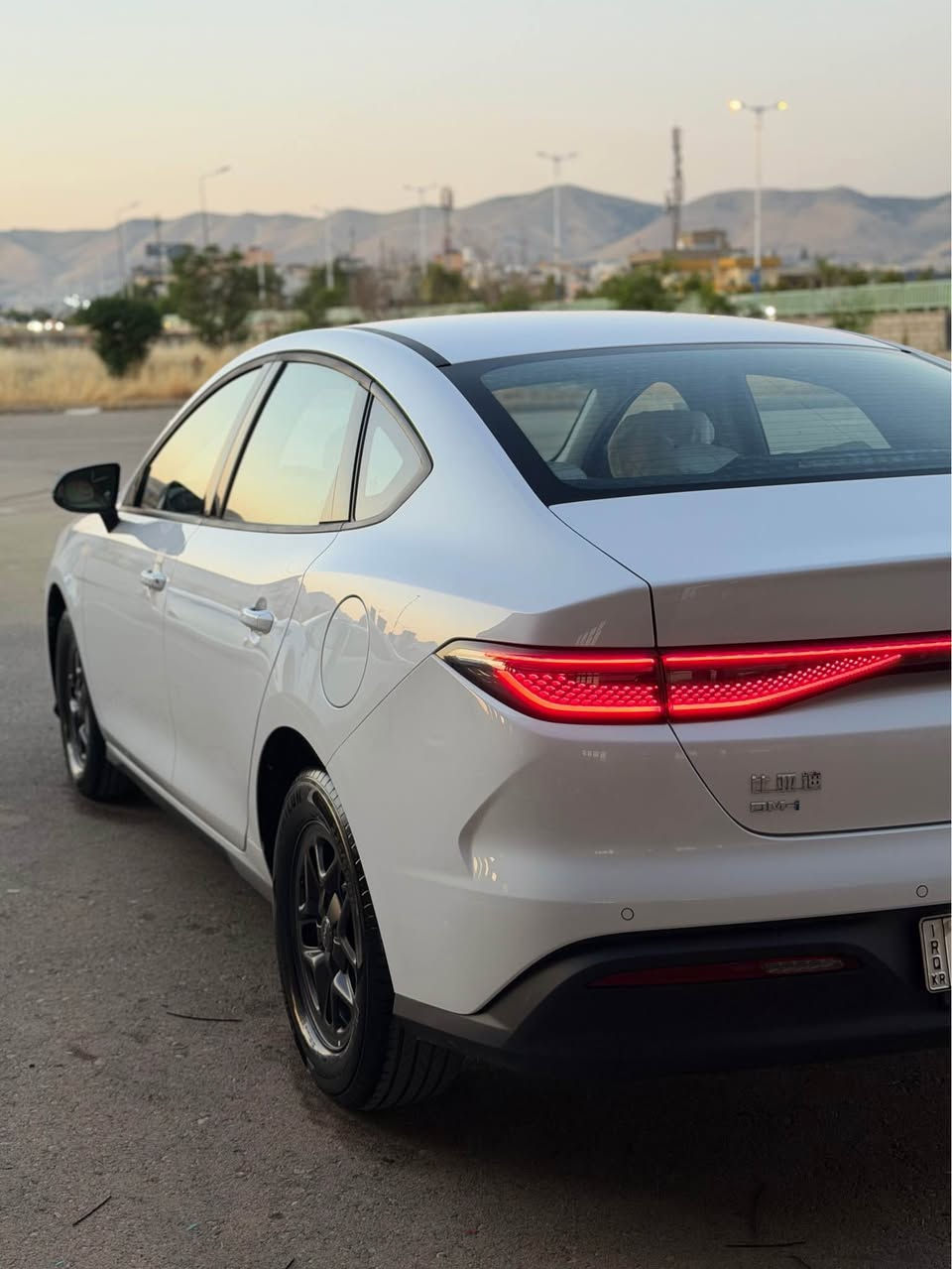 Byd seal 05 2100km
بی بۆیاخ بی سارد بی تەرزە ٢٠٢٥ زۆر پاکە ٤٠٠٠کم ڕۆشتووە شەحن و ئەشیای خۆی لەگەڵ وەک سفر وایە 
نرخی ١٣٧$ مەجالیک کەم 
***********
***********
ناونیشان سلێمانی السليمانية, العراق
