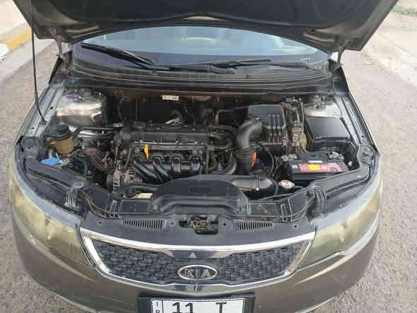 سلام عليكم  سيراتو  ٢٠١١ خليجي فول واحد على واحد بصمه وفتحه سياره مابيهه حادث فقط بارد مكينه  الف وستميه سياره جاهزه مابيهه اي نقص وباسمي ،مكاني بغداد الشهداء البياع السعر ١٠٠، ***********
