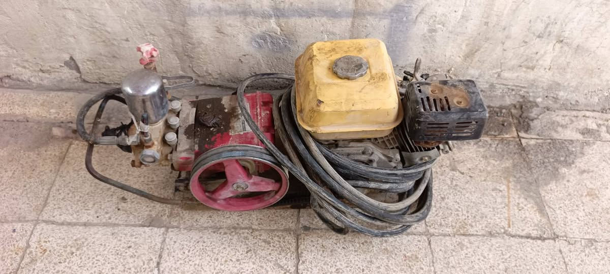 مطور غسل البيع 85 وبيه مجال الاطيبين التوصل خاص عنواني موصل الايسر


**إذا كنت صاحب هذا الإعلان وتريد حذفه لأي سبب، رجاءا أرسل رسالة إلى الدعم الفني**