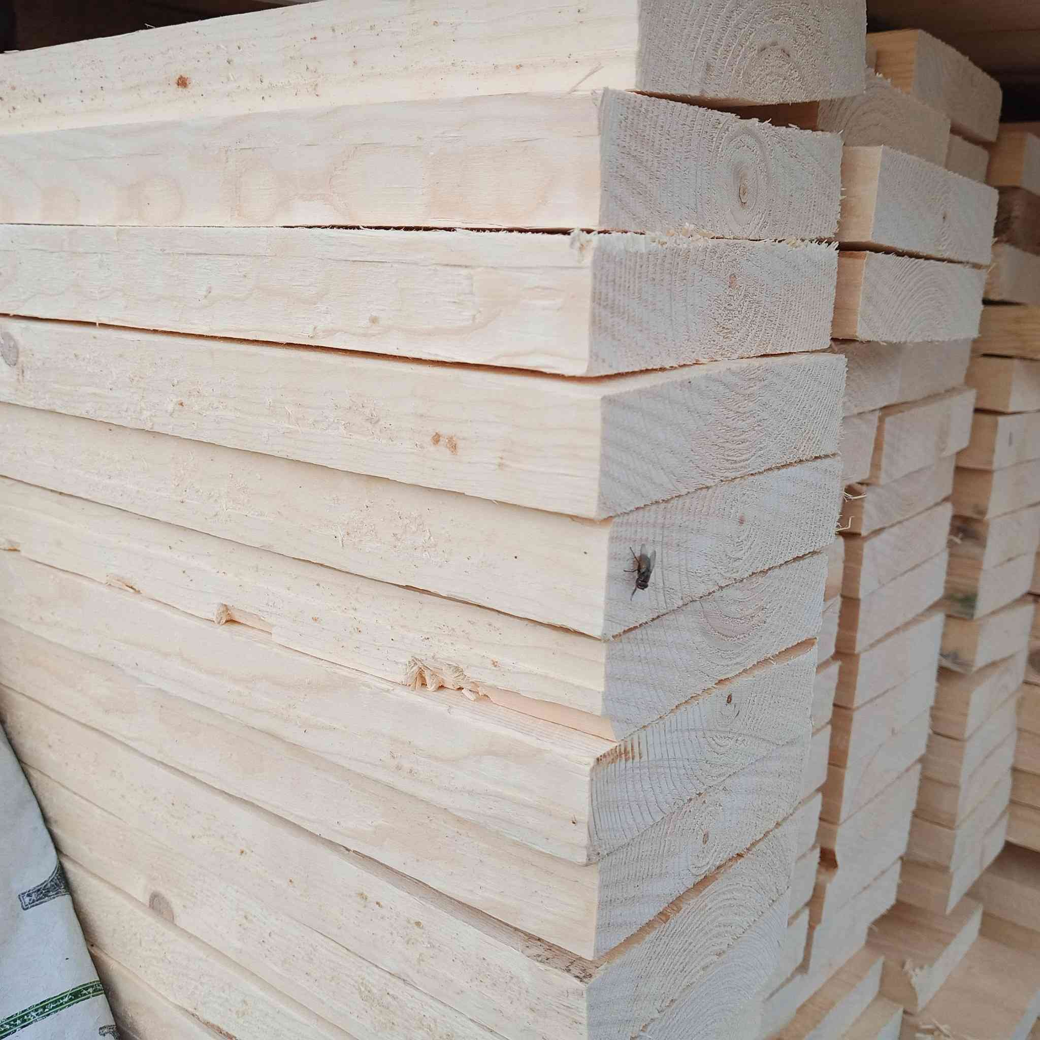 خشب روسي مستعمل +خشب روسي راقي جديد +جكات مستعمله شغله وحده كلش نظيف شيش تسليح بانواعه كوفه ش المعمل ***********مخازن اياد ابو ميثم
