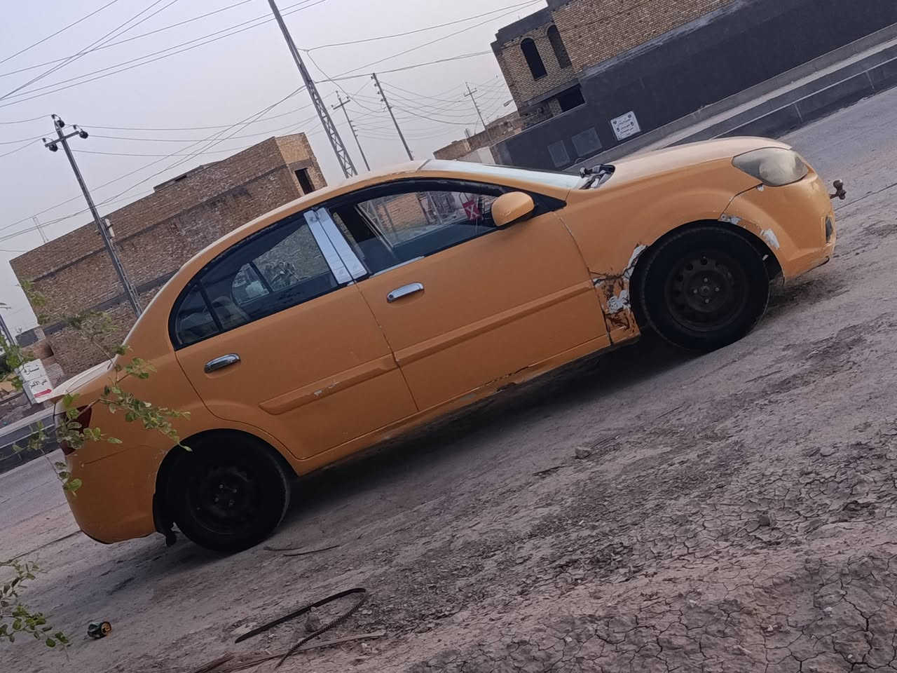 كيه ريو 2011 خليجي
محرك 1600
محرك كير حداديه جدد.      تخم تاير جدد 
بيه ظربه الجاملغ الأيمن 
بدي شوف العين الفحص موجود 
تحويل مباشر اريد اسافر ومستعجل على بيعته والتحويل ظروري
للبيع فقط مراوس ماراوس محتاج فلوس للسفر
مكان السياره ناصرية مركز 
السعر 65 وبيه مجال
***********
