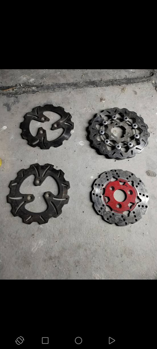 تزويد للبيع كلمن وسعرة مكاني جسر ديالى القديم شارع 70 وهاذة رقمي *********** توصيل موجود
