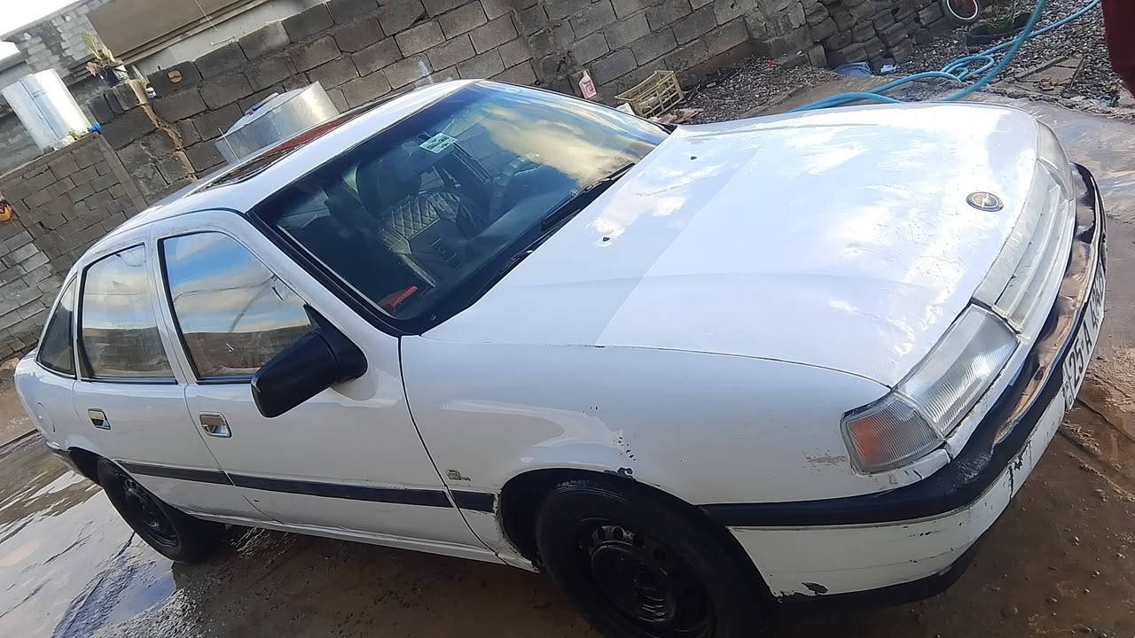 اوبل فكترا موديل 91 محرك 16 لا صرف لا بخار سنويه وارقام جديد ل 2030 كابون بنزين بي مكان السياره   الحويجه  السعر 33 الرقم ***********
