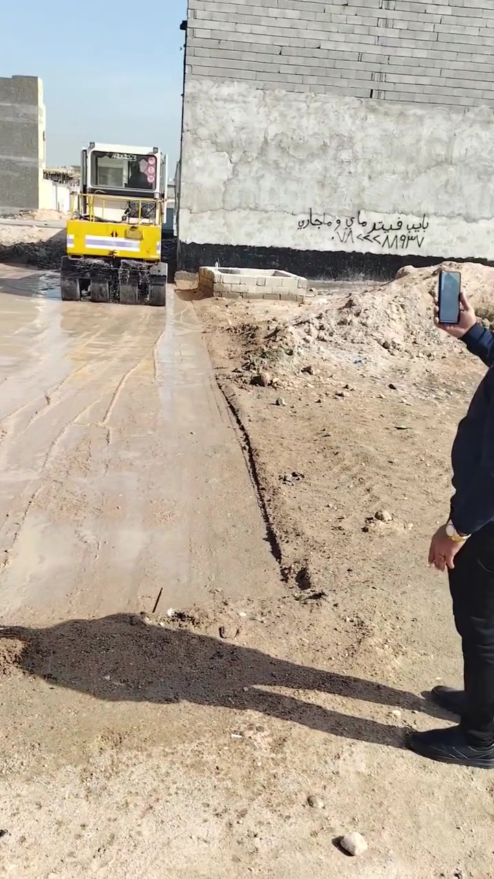 سلام عليكم اشتغل حدل وقلاع ودفن وشغل حلو وهذه رقمي  ***********وتفليش
