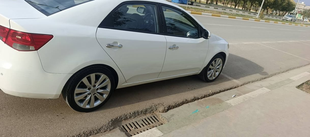 كيا سيراتو فول مواصفات بصمة فتحة فول بيهة قطعة وحدة صبغ وبارد كما موضح بسوناار مكينة وكيرمكفولات السعر ١٠٣وبيهة مجال *********** كالار, السليمانية
