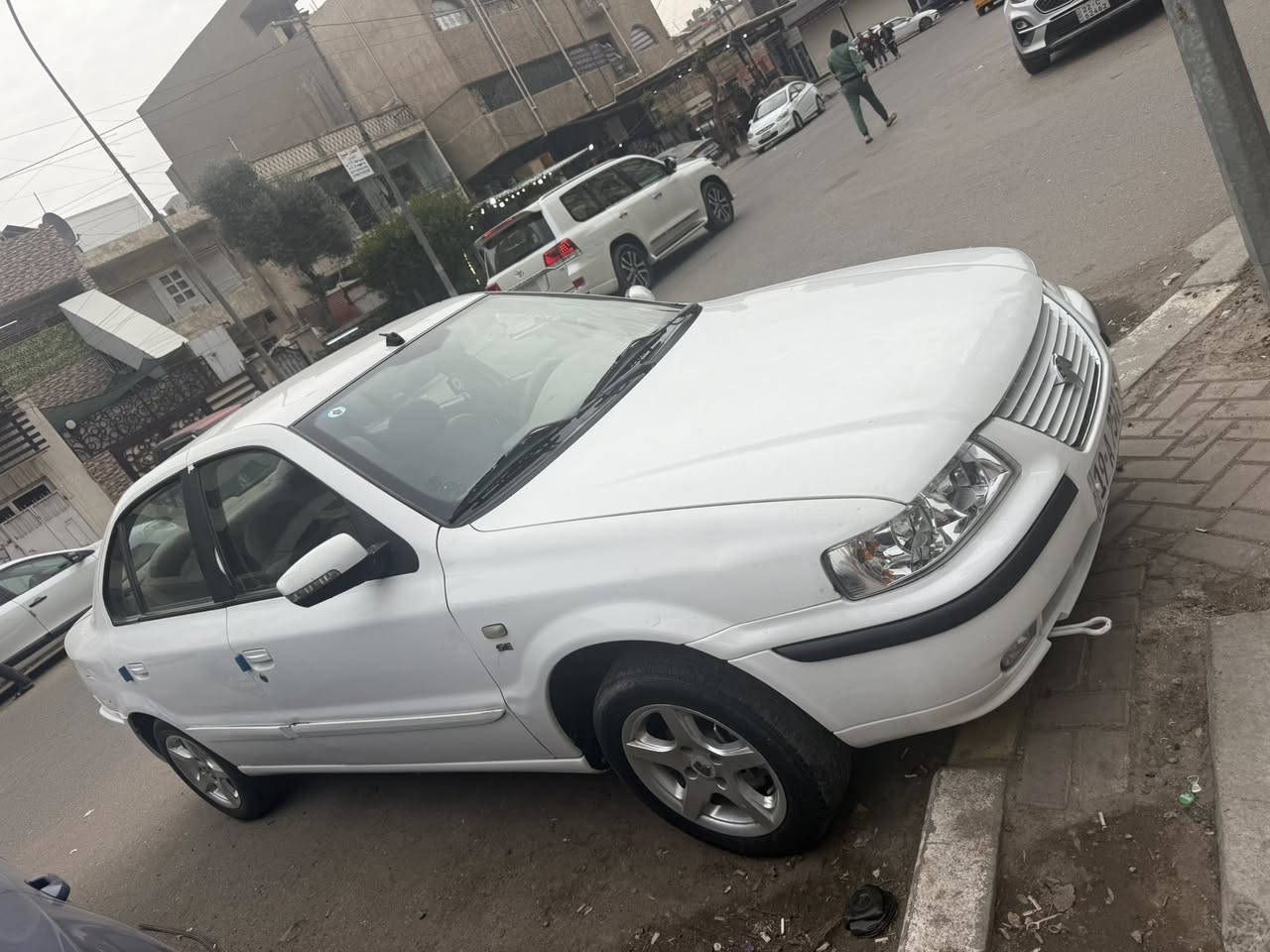 سمند موديل 11كفاله من الصبغ محرك وكير كفاله برغي ممفتوح بيه السياره ماشيه 105 تراي مال زيرو سياره ممتعوبه ترايك وين متريد شرط 200 مابيه نقص برغي الدعاميه مبدله فقط الكشر بي رصعتين موجودات بل صوره السعر 50 وبيه مجال شي بصيط العنوان بغداد الاعظمية للتواصل ***********
