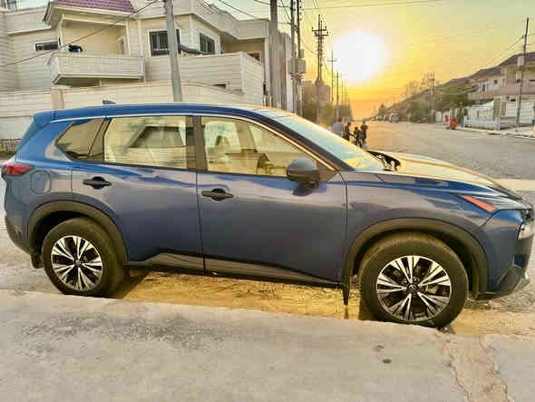 نيسان روج موديل 2021
4 سلندر 2.5
وارد امريكي
حادث جانبي بسيط
سياره اعتماديه و اقتصاديه لا
تتطلب اي مصاريف هزه جديده ارقام اربيل تحويل مباشر

0777 5 887720

مواصفات
الكاميرا الخلفية
صندوق كهربائي
التحكم على المنحدرات
كاميرا 360
مستشعر وقوف
بصمة
مثبت السرعة
شاشة
مراقبة النقطة العمية
التحكم التلقائي في درجة الحرارة
نظام فرملة الطوارئ
6 وسادة هوائية
مصابيح زينون الأمامية
المصابيح الأمامية ليد
أبل كاربلاي
التشغيل عن بعد
AWD
رادار
كشافات ضباب بغداد
