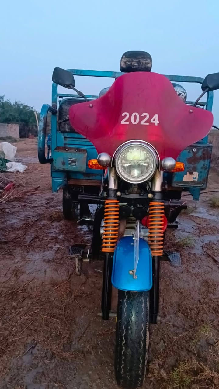 ستوته دايوان للبيع موديل 2020مكينه بيها خيط بخار السعر 1600???? ***********?? *********** قير متواجد فيس واسط النعمانية
