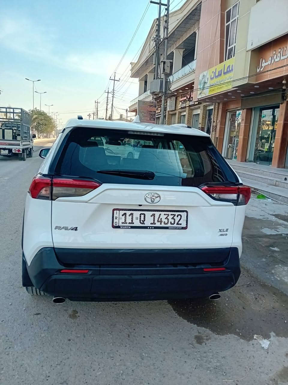 تويوتا راف فور
السلام عليكم تويوتا راف فور XLE بريميوم 2021 حادث  دعامية فقط بدون دواخل السعر 195 رقم الهاتف ***********
