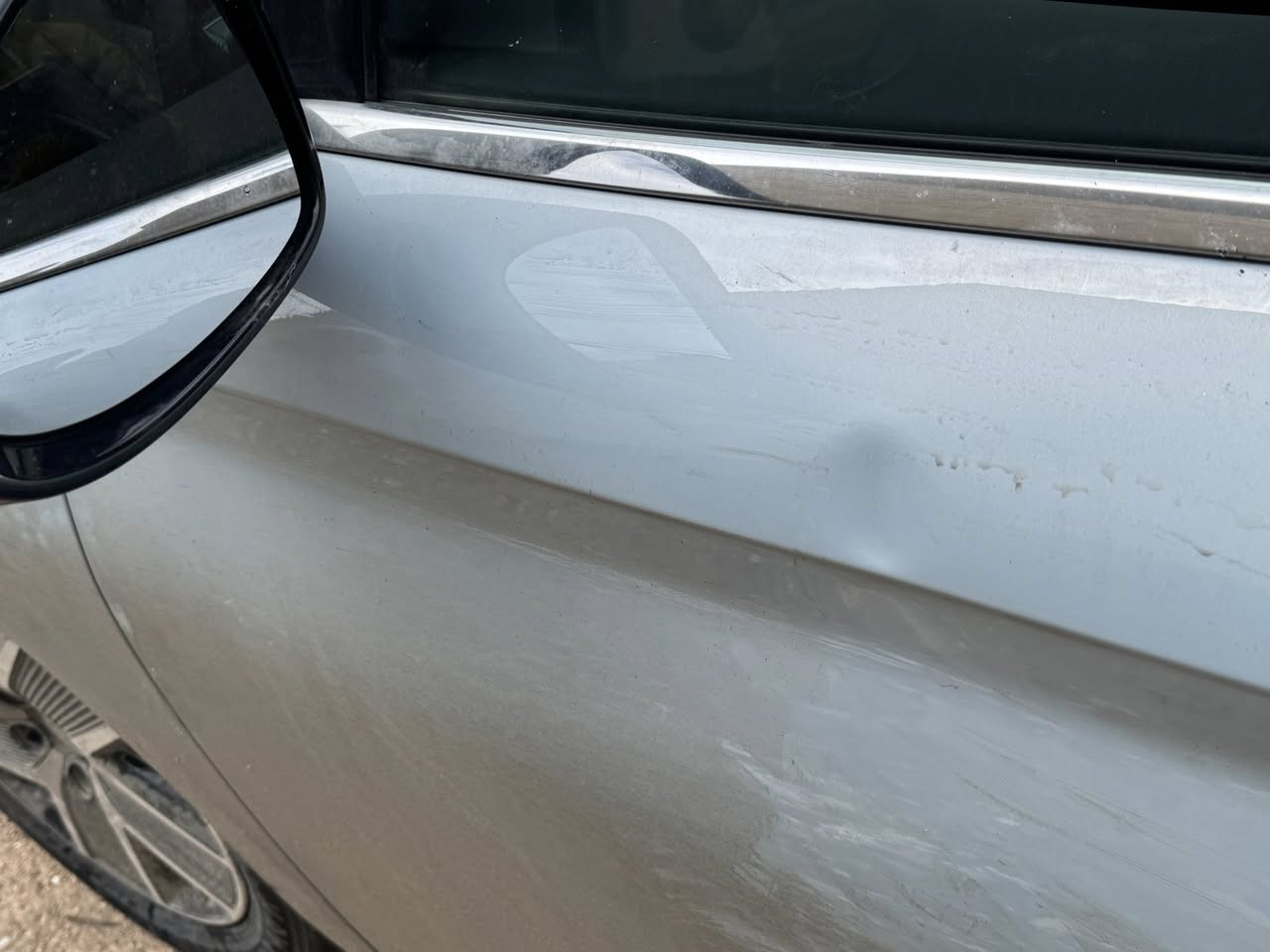 Byd qin l 2025
فول بنوراما و٤ كامرات وباقي المواصفات المعروفه الي بيها البطاريه ام ١٢٠

بيها حادث كما موضح بالصوره وبالفديو 
بيها نقص حداديه الجهه اليسره والباقي واضح

مكان بغداد السعر 21مليون وبيها مجال قليل
***********
