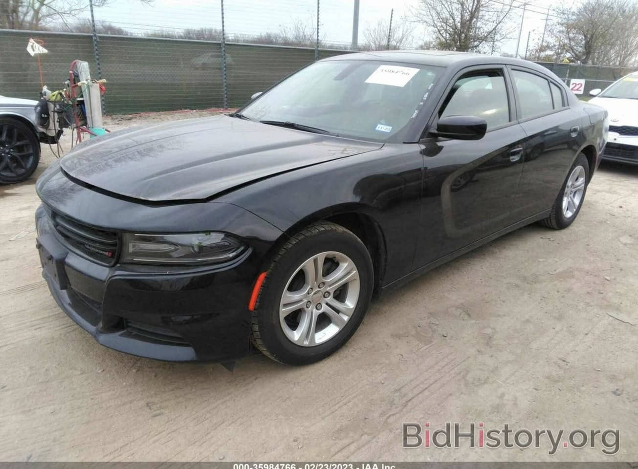 السلام عليكم
جارجر Sxt Plus فول مواصفات ١/ ١ موديل2021
مكفوله من الحادث كلين
المواصفات 
١- فتحة
٢- رادارات
٣- كراسي جلد بلادي و كهرباء
٤- خزن ميموري
٥- شاشة carblay
٦- تبريد قطعتين 
٧- ويل كب ٢٠ اصلي مو التجاري
٩- تشغيل عن بعد
١٠- الكشنات الامامية تبريد و تدفئة و الخلفي فقط تدفئة
١١- الستيرن تبريد و تدفئة
و بعد بيها هواية مواصفات لان فئتها اعلى شي 
جديد و جاهزة مناقصها اي
📍 الموقع: بغداد – العامريه
السعر ٢٣٩ ورقه وبيه مجال 
***********
