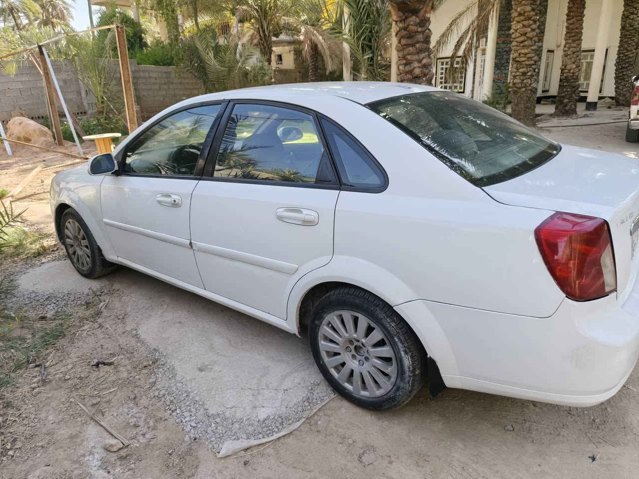 السلام عليكم
اوبترا مديل ٢٠٠٥ رقم بابل بأسمي سنويتها ٢٠٢٩ السياره مرشوشه حزام كلير اثر شخوط وطخطخات بسيطة 
السياره كيرها ومكينتها كفالة قبل ٣ اشهر مبدللها مكينه مال حاويه 
تبريدها ثلج كهربائياتها كلها شغاله بيها زنون مربوط على الكشافات سعره 100$ 
سعر السياره ٥٨ وبيها مجال 
للاستفسار ***********
