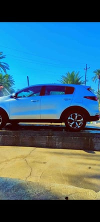 سبورتج 2022 بدون حادث حادثها نسبة غرق للدوس فقط السياره جديدة  ماشيه 5...