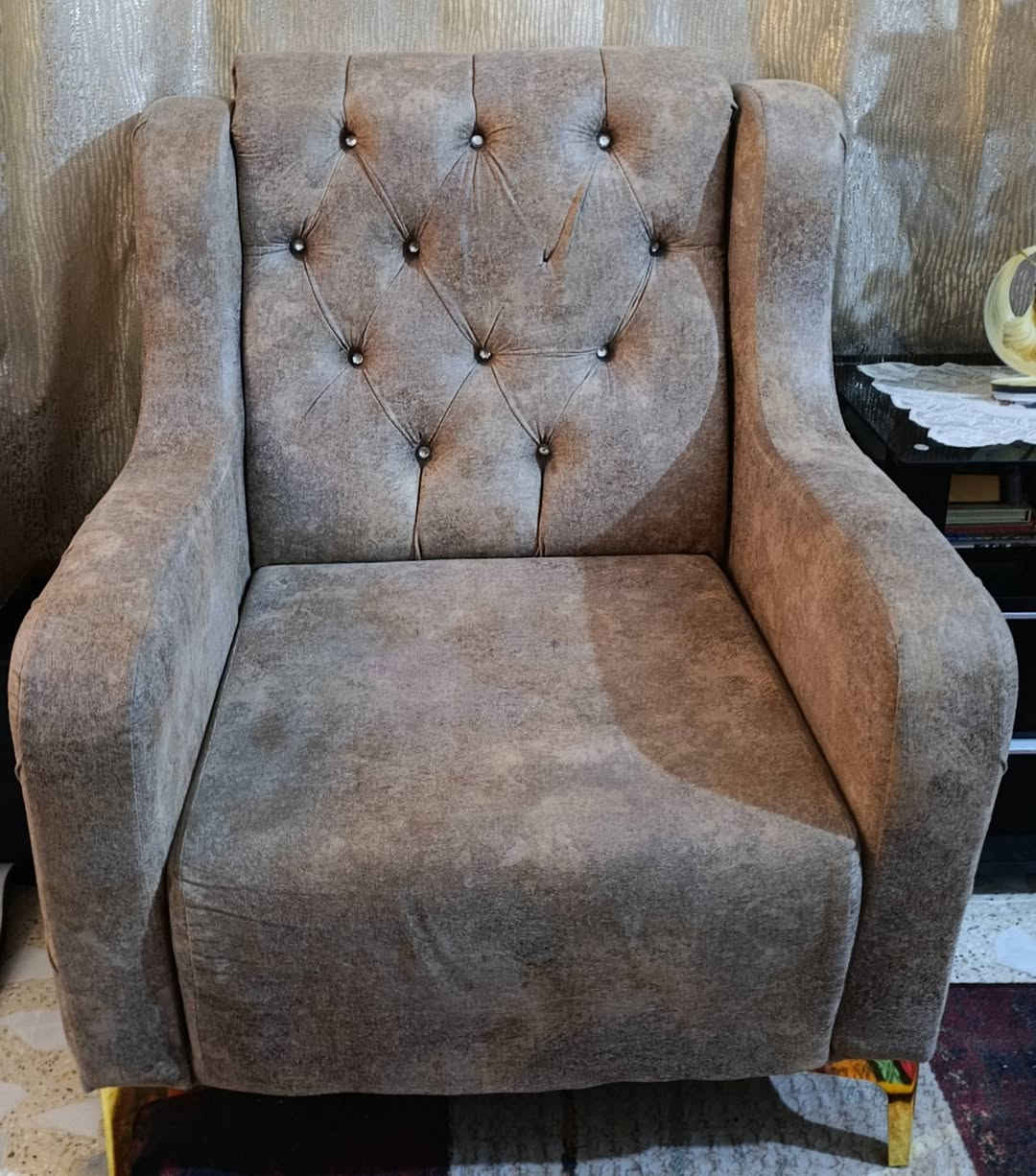 بسبب الوعود الكاذبة أعادة نشر تخم للبيع سعره 200
***********
