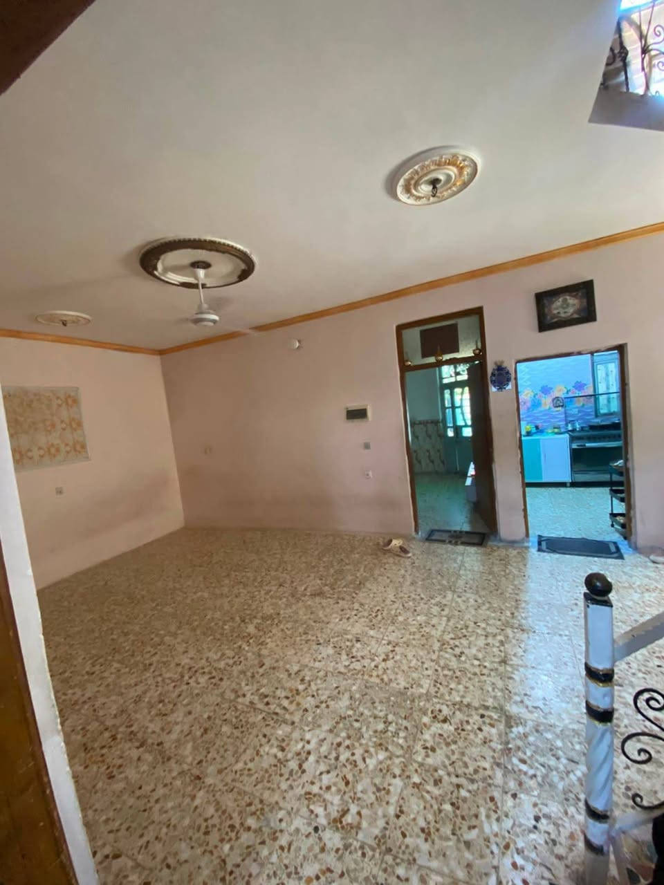 🏡 بيت للبيع بمساحة 200 متر زراعي

📞 للاستفسار والتفاصيل والتواصل:
اتصلوا على الرقم: ***********

***********
