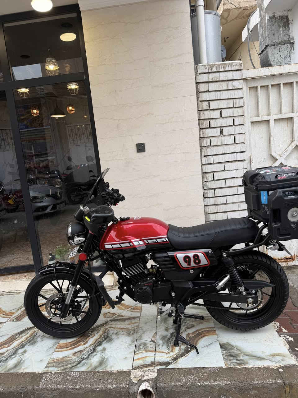 ياالله معرض القريشي المصداقيه عنواننا الموقع ديالى بعقوبة قرية خرنابات 👏***********
دايوان لاتي موديل 25 قطعه كارتون معودك على قطع نادره 😍

لوحه سنويه لوحات نكليزي 😍عليه إضافات جنطه ماشي 550 كيلو فقط ثاني تبديل دهن شراي يتصل بخدمتكم 😘
