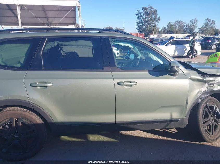 2024  Kia Telluride 🚗
 بيع مباشر: 17,725 $
رقم اللوت: 43836344
🛠️ضرر الأمامي الأيمن
 3.8 لتر  6 سلندر • دفع ‏ كلي                                               
📏   34,830 ميل
💎 مزاودة حضوري أو أونلاين
📦 شحن بحري مضمون
🏢 4 فروع داخل العراق
بغداد • كربلاء • الديوانية • العمارة
📲 واتساب: ***********
