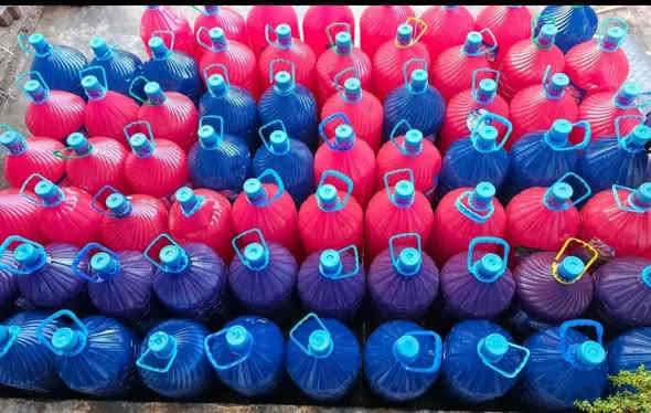 اسلام عليكم عندي زاهي درجه اوله مال ملابس مال فرش مال مواعين مال ارضيات سعرالقاروره 5000ايضا عندي جمله سعرالقاروره 4000ايضاً عندي خدمه توصيل داخل كركوك فقط خمسه فوك توصيل مجاني لجميع كركوك عنوان كركوك حي النصر قرب جامع مكه المكرمه هاي رقمي متواجدواتساب ***********
