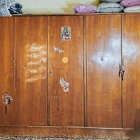 هذا الكنتور مستخدم 5 ابواب صاج نوعية ممتازة نظيف يتحمل اوزان ثقيلة يحت...
