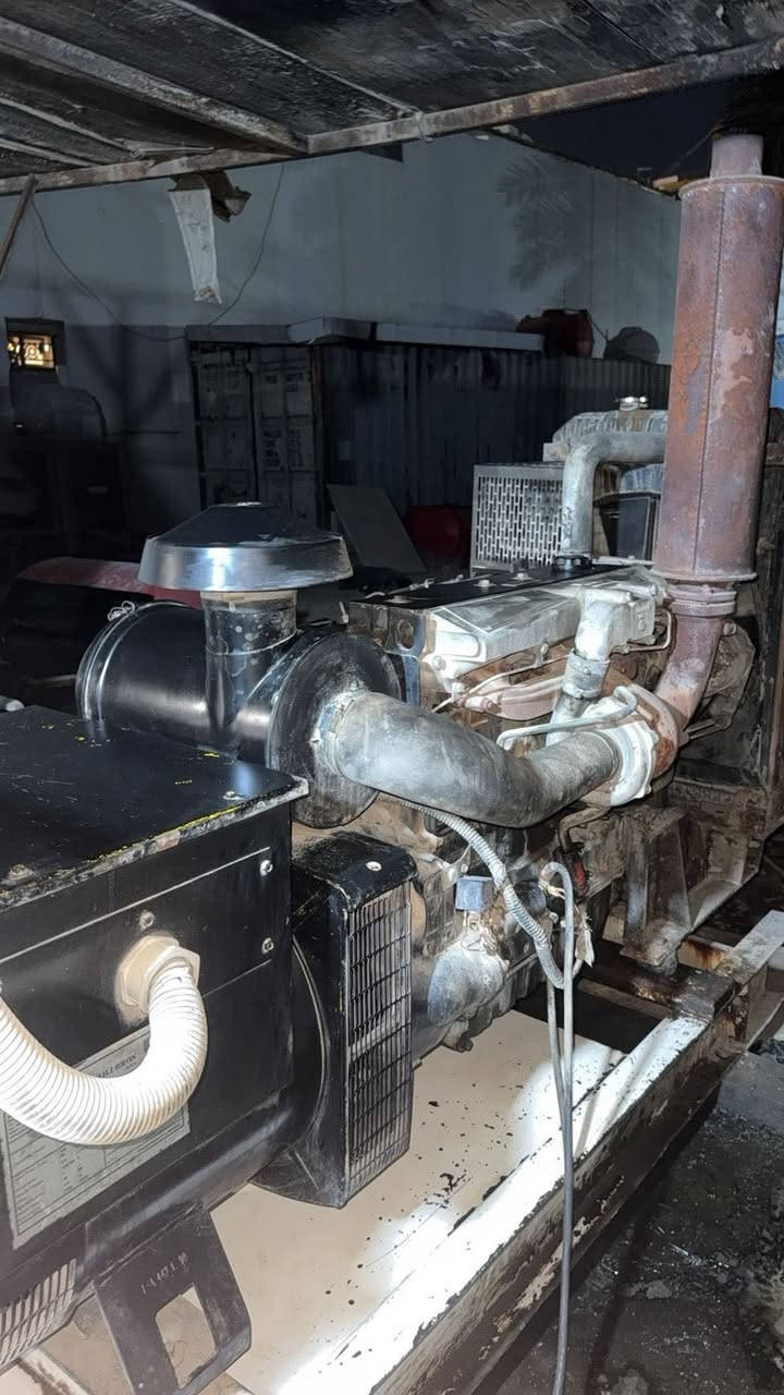 مولد للبيع بيركنس 100kv
مكان المولد كربلاء 
***********
