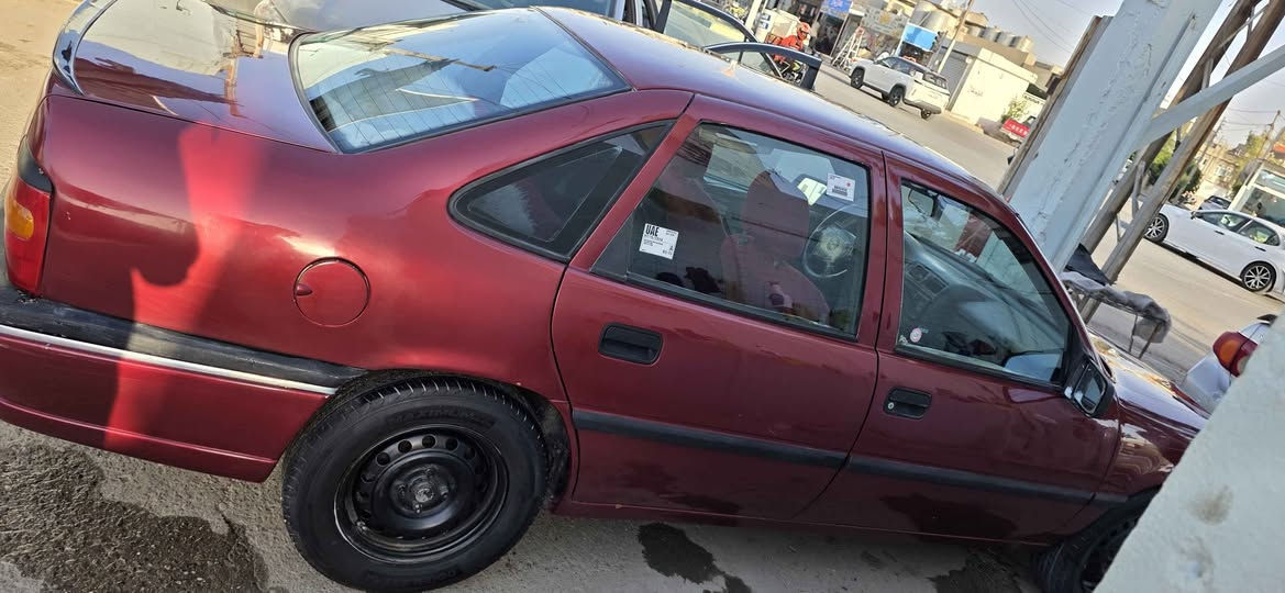 ئۆپل فیکترا مودیل 1995مەکینە 20بۆ جوانی سبوخ عامە لێدراویی نیە دوو جام کاربا سەنەویی رەقەم تازە تا 2030 رەقەم سلیمانیی کێرو مەکینە بە شە رت سعر40 شوێن کرکوک رەقەم تەلەفوون 
***********
*********** كركوك, العراق
