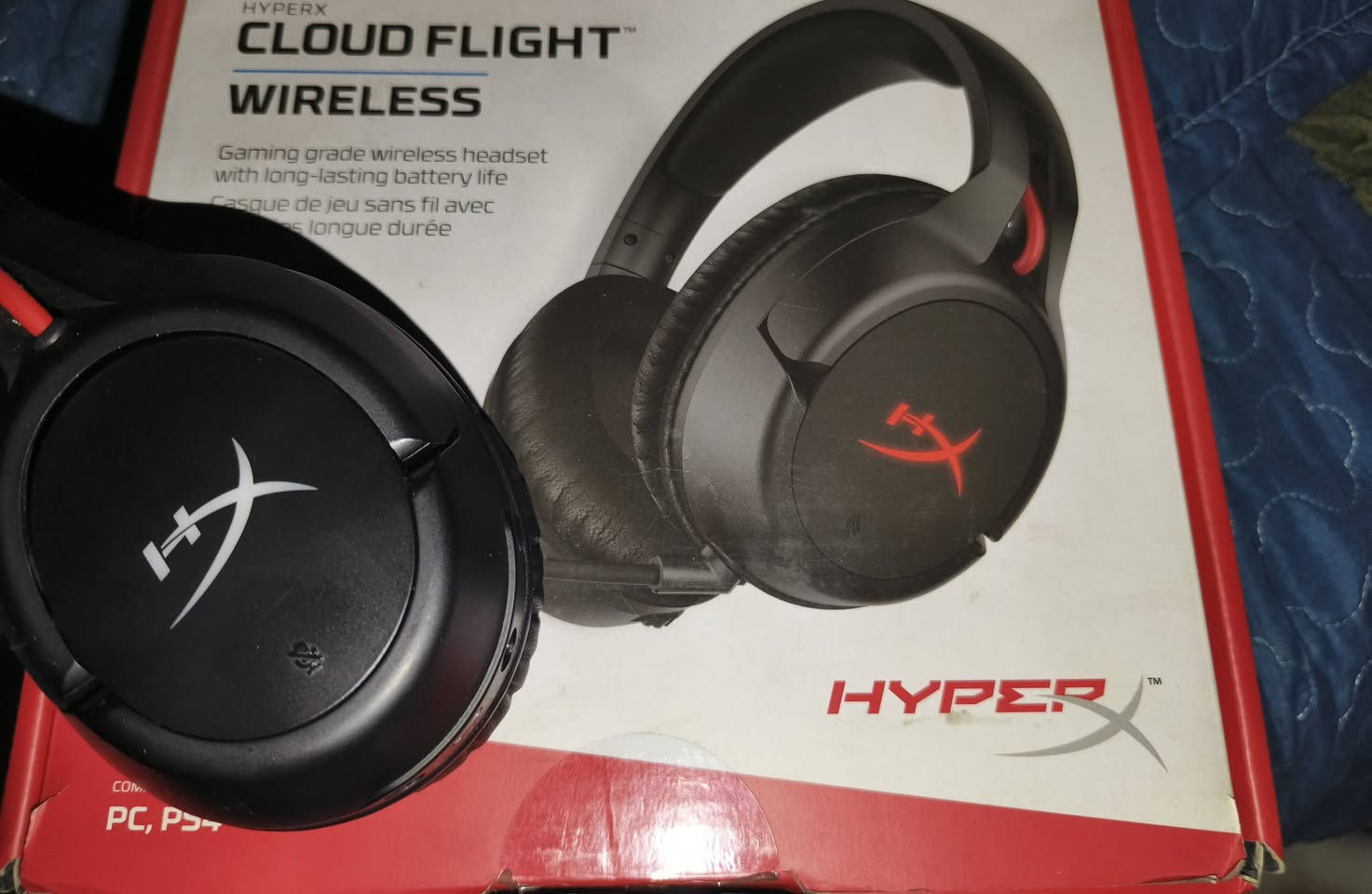 للبيع
السماعة 30 الف
الكيبورد 50 الف
التوصيل 5 الف
الرقم ***********
