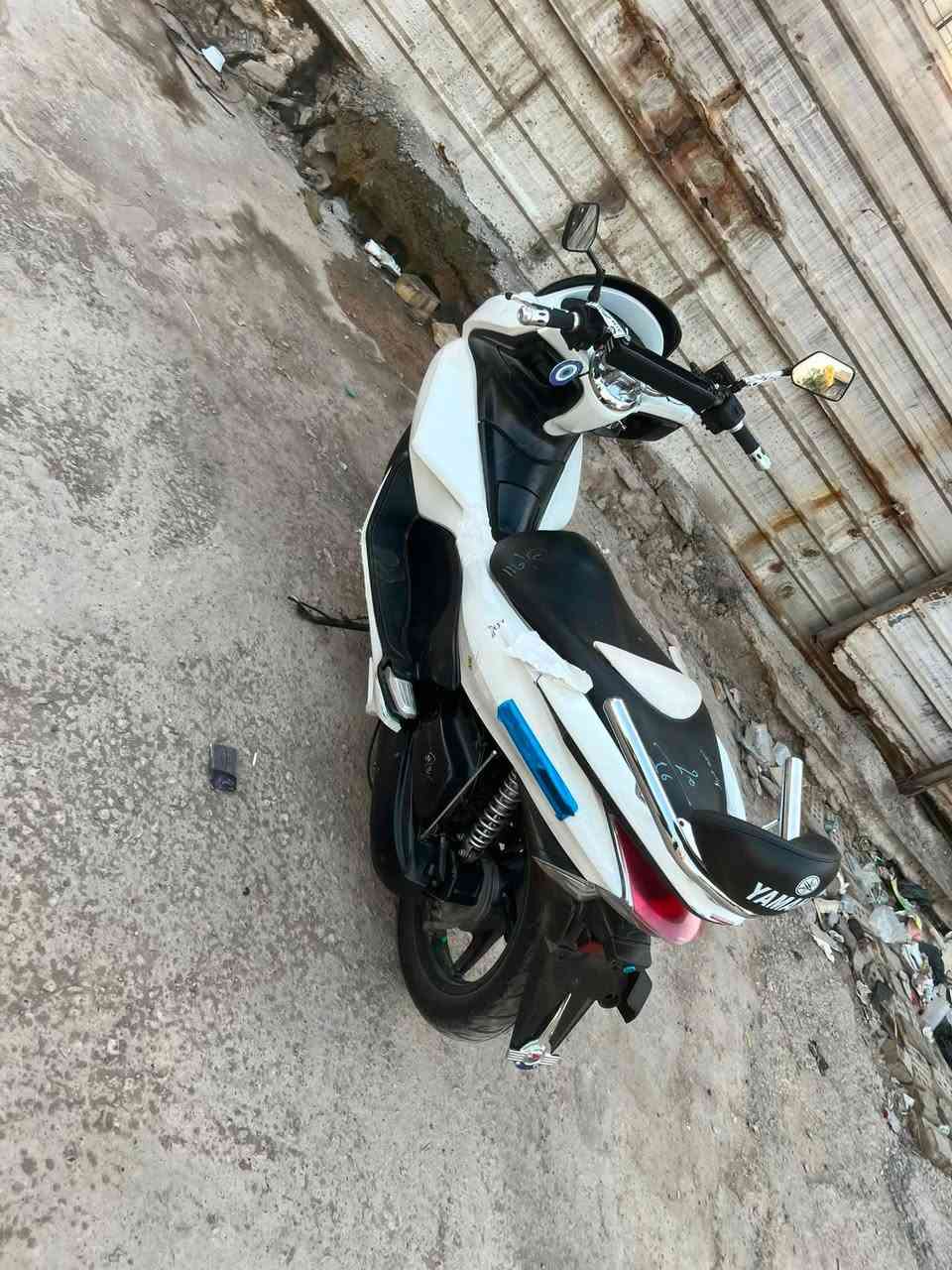 #السعر مليون و١٠٠. هاتف *********** 
مليون و ١٠٠سلام عليكم PCX جيل اول كامله وجاهزه وخير من الله نقس فقط ستان تعليك مكاني البلديات
