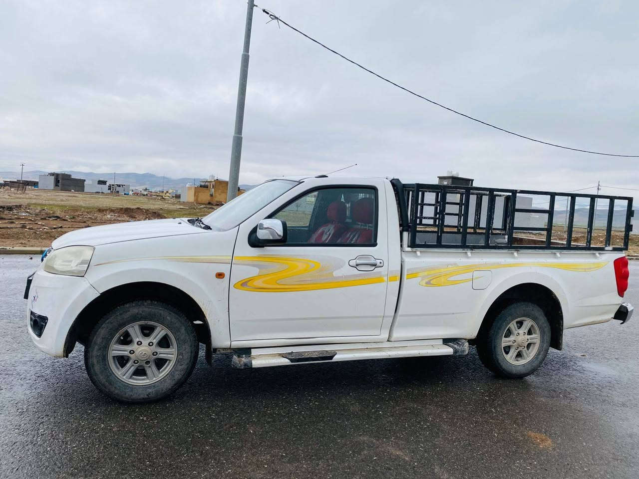 السلام عليكم سيارة كريت ويل للبيع موديل 2016كير محرك اكسن شرط تايرات جديد تدفيه تبريد شغاله رقم بغداد السيارة بدون صبغ   مكان السيارة زاخو الشرأي يتصل عل هذا الرقم ***********
*********** زاخو, دهوك
