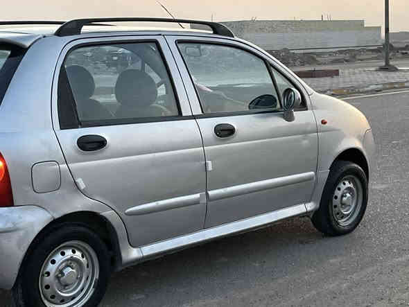 السلام عليكم كيوكيو موديل 2012سيارة جديدة كير محرك خير من الله تخم تاير جديد صدر خلفي امامي جديد سنتر لوك 4بيبان مصفرة غرامة تحويل مباشر مكاني بغداد السعر 33 وبيهة مجال الرقم ***********
