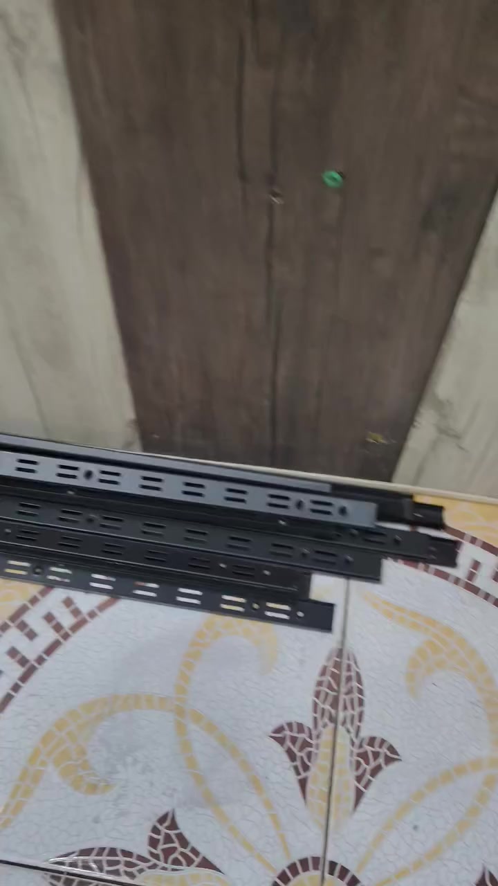 السلام عليكم سجه حديد مع ملحقاته السجج تقريبا 19 سجه ولملحلقات 60 تقريبا مع رفوف وحامل لرفوف مع ديكور بوري وملحقاته ثنين بواري وملحقات يعني ديكور محل كامل مكمل  مستعمل قليل كلش بسعر 150 قفل بدون معامله


**إذا كنت صاحب هذا الإعلان وتريد حذفه لأي سبب، رجاءا أرسل رسالة إلى الدعم الفني**