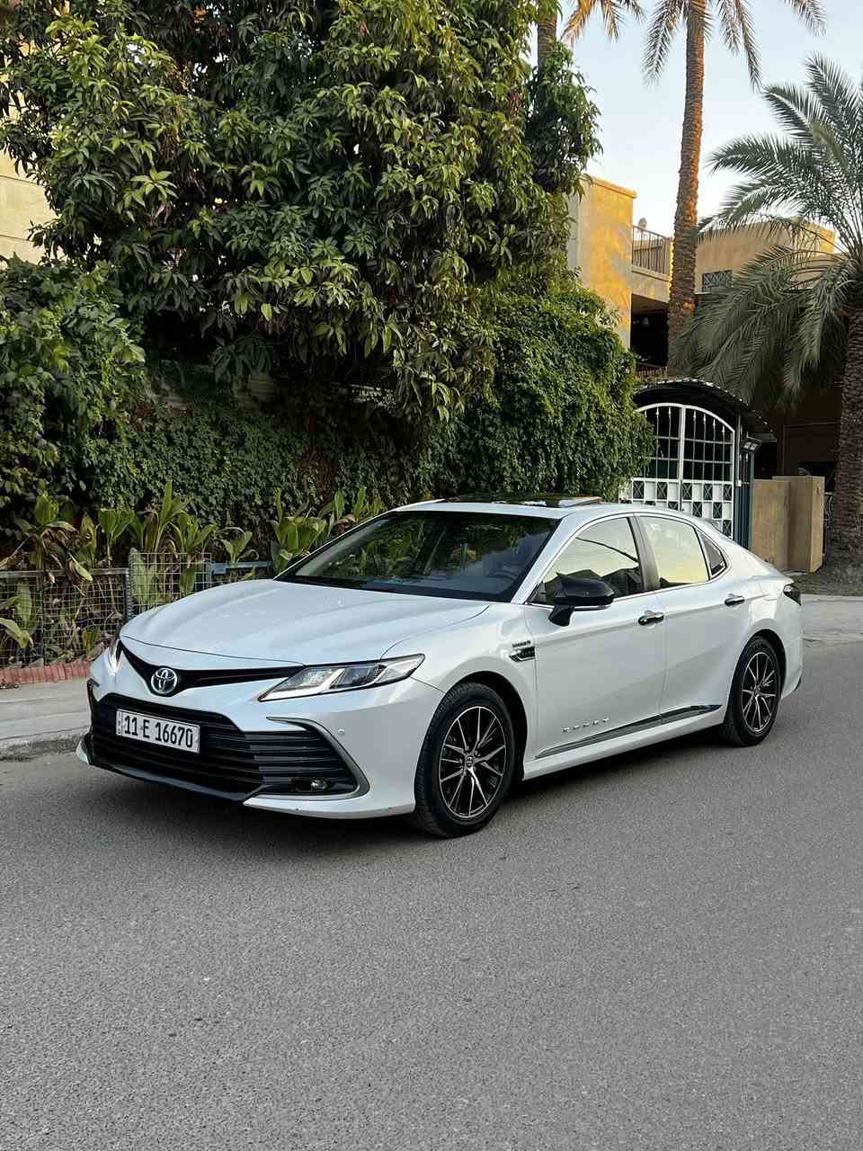 السلام عليكم حبايب
كامري 2024 هايبرد فئة GLE

الفول بالخليجي وكالة عبد اللطيف مكفوله جديده جدا 

التفاصيل :

 خليجي 

ماشية ٤٠ الف

الموديل 2024

 سعة المحرك 2.5L

 عدد AIR BAG 8 

 حساسات أمامية 

 حساسات خلفية

 لايت زينون + LED

 كشافات 

 سلايد رووف  

 ويل كب 18  

 بصمة 

 شاشة 

 كاميرا دوارة 

الانارة الداخلية LED

سعر  247 وبيه شويه مجال

رقم الهاتف ***********
