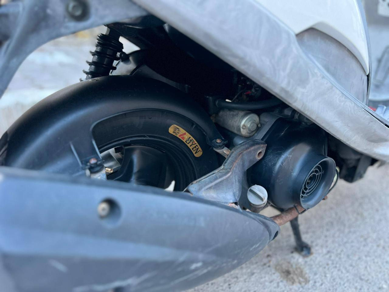 السلام وعليكم 
دراجه ماكس منغولي
شلعه ومعدل
دراجه نضيفه 
سعرها 650 بيها مجال
مكاني محموديه حي عسكري


**إذا كنت صاحب هذا الإعلان وتريد حذفه لأي سبب، رجاءا أرسل رسالة إلى الدعم الفني**